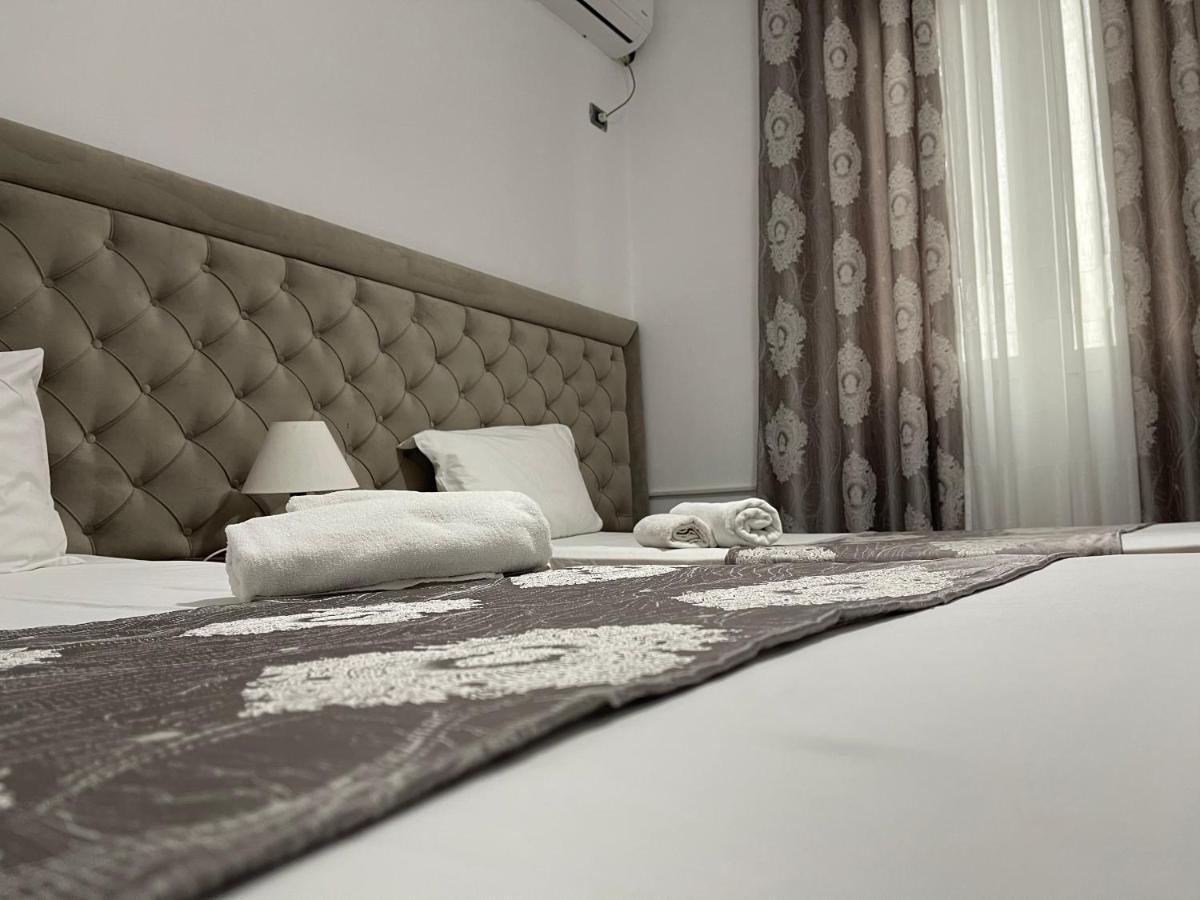 Hotel Jurgen Rinas Екстериор снимка