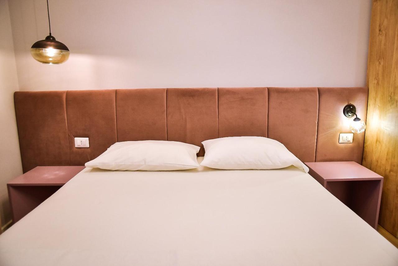 Hotel Jurgen Rinas Екстериор снимка