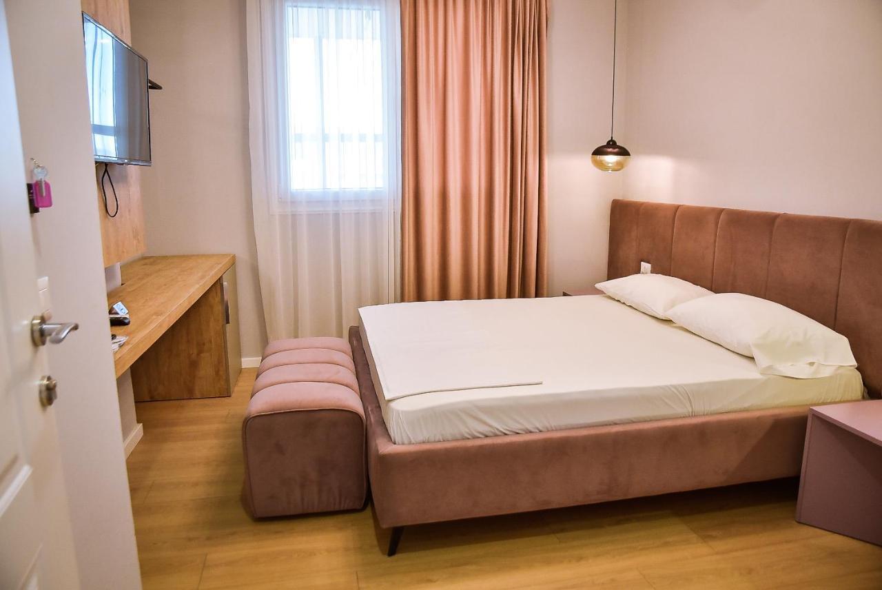 Hotel Jurgen Rinas Екстериор снимка