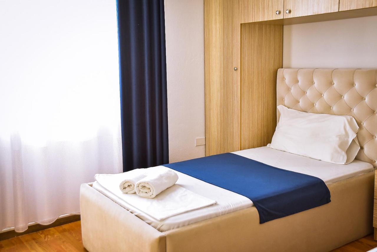 Hotel Jurgen Rinas Екстериор снимка