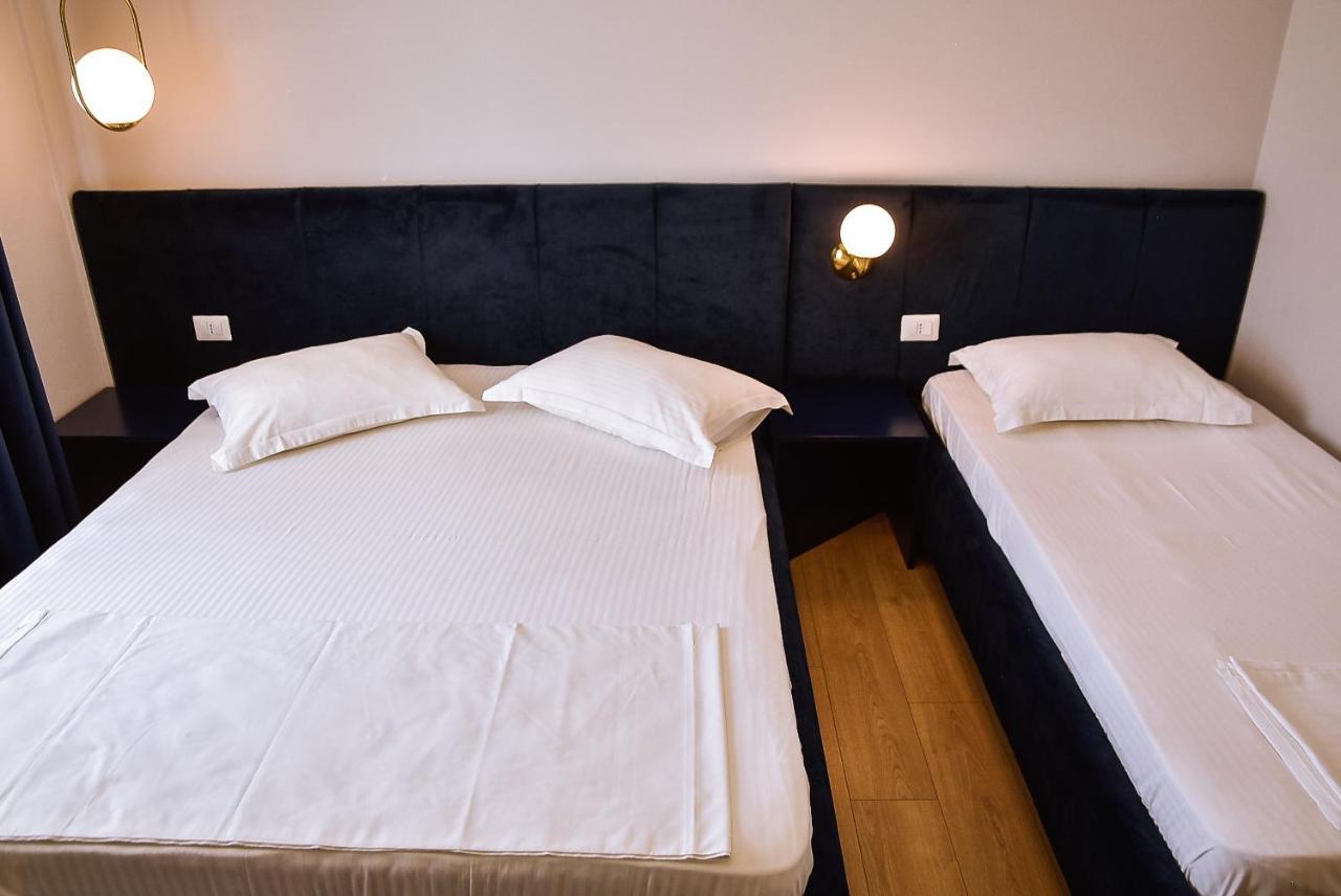 Hotel Jurgen Rinas Екстериор снимка