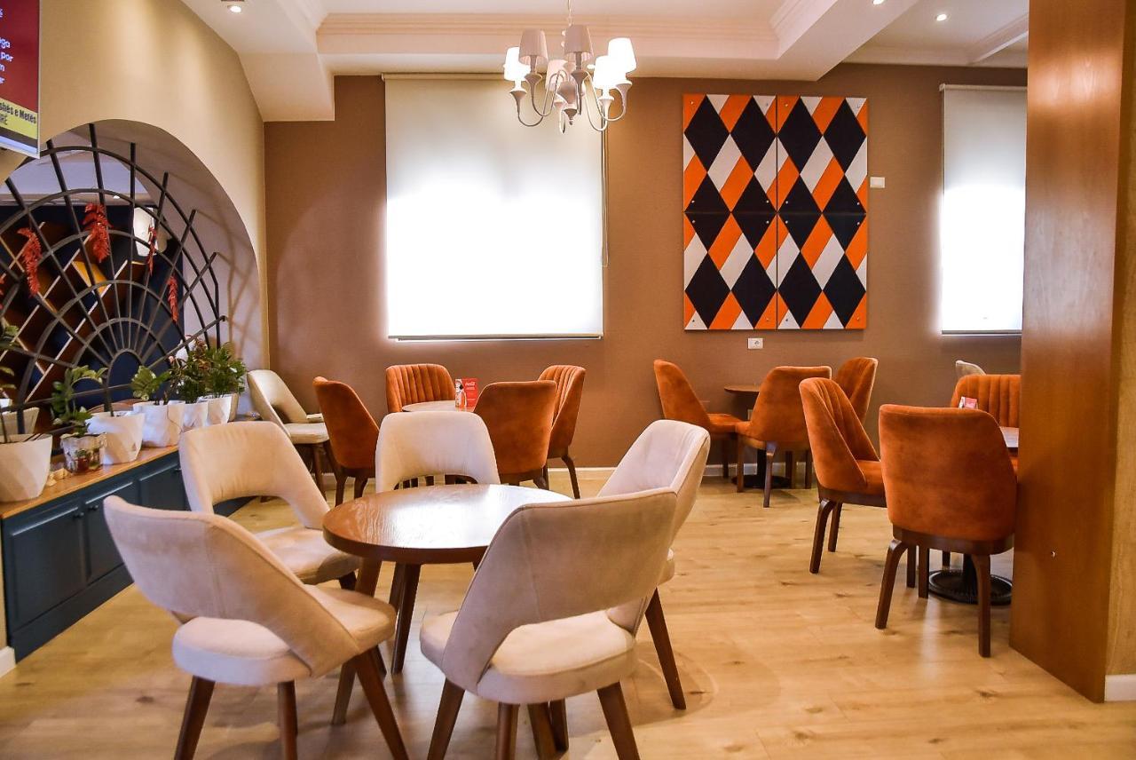 Hotel Jurgen Rinas Екстериор снимка