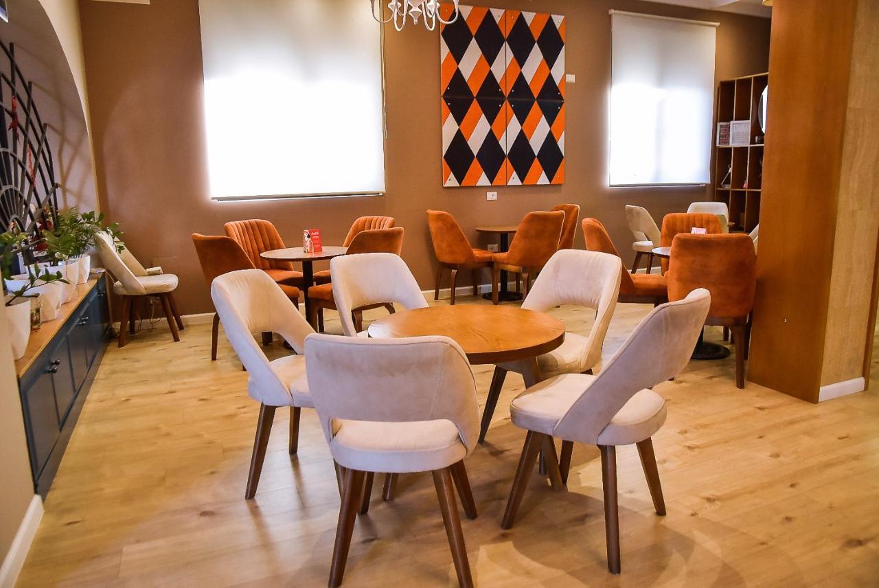 Hotel Jurgen Rinas Екстериор снимка