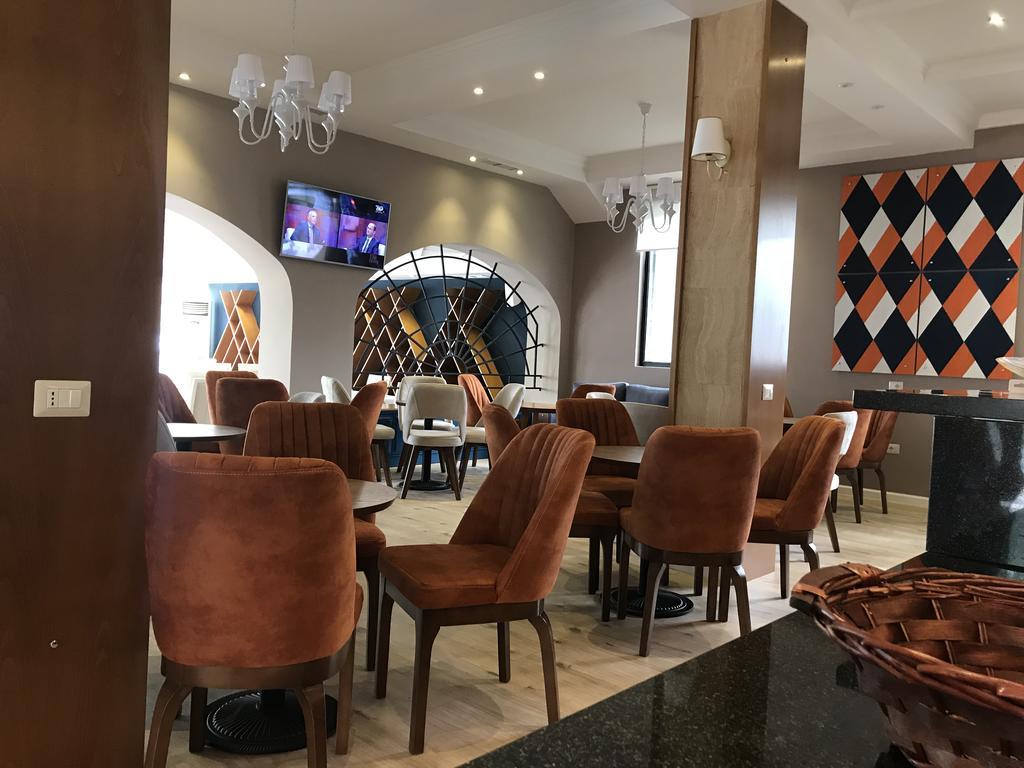 Hotel Jurgen Rinas Екстериор снимка
