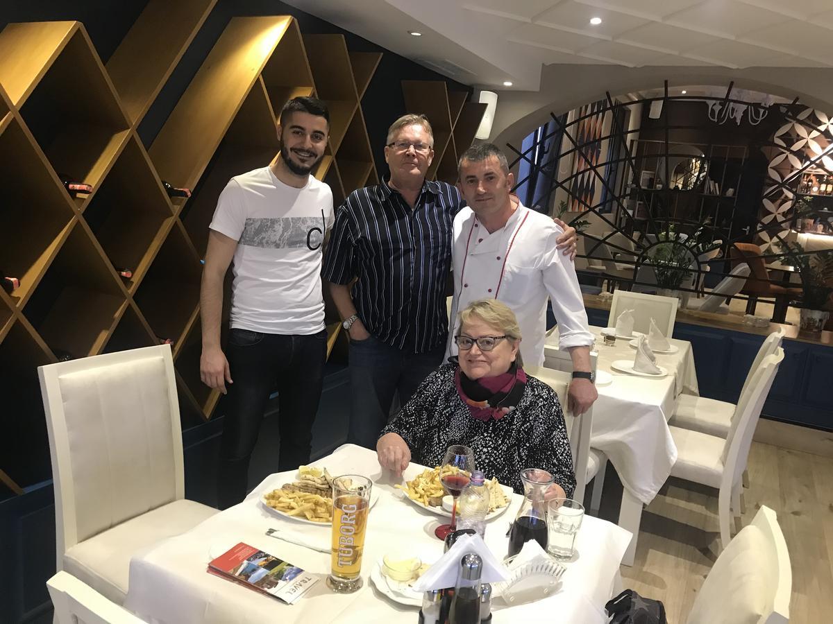 Hotel Jurgen Rinas Екстериор снимка